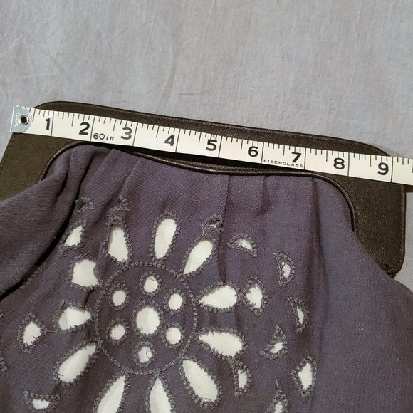 Gently Used Old Navy Clutch Purse, Linen and Faux Leather w/ Magnetic Closure - Picture 15 of 16